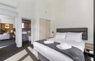 Modern luxury apartment - 9