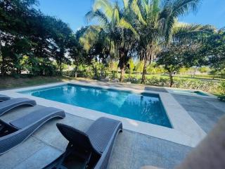 Beach Apartment with Pool and Lake - Playa Hermosa - 2