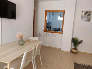 Lagoon and Sea - Downtown beachside apartment - 7