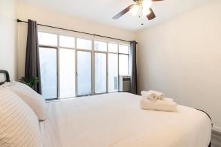 Two Bedroom Apartment Near Beverly Hills - 7