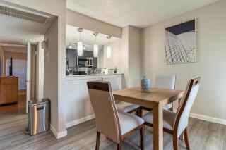 Landing Beautiful 1BD Pool - 5