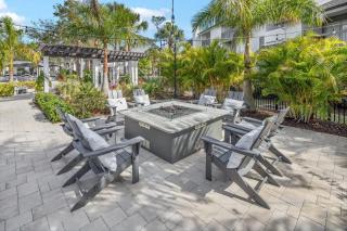 Landing Apartments - The Braxton - 2