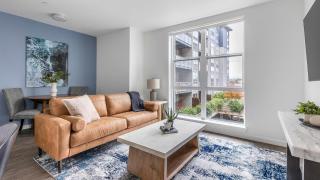 Landing Apartments - Harbor Sky - 0