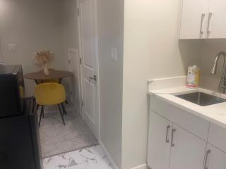 Newly Built Private Basement Suite - Quiet & Stylish - 1