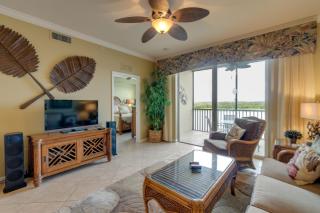 River Strand Country Club Condo with Pool Access! - 0
