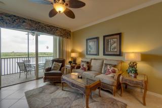 River Strand Country Club Condo with Pool Access! - 7