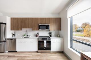 Landing Beautiful Studio Pool Gym - 5