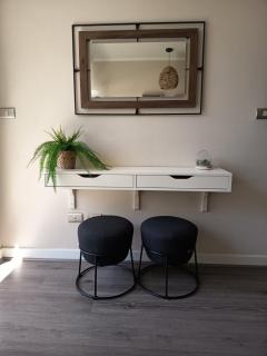 Moderno departamento en Ñuñoa con cama King, internet rápido y piscina - 5