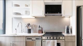 Landing Stunning 3BD Clubhouse - 5