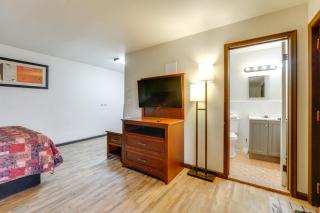 Slopes-Ready Studio Near Pine Knob Pets Welcome! - 6