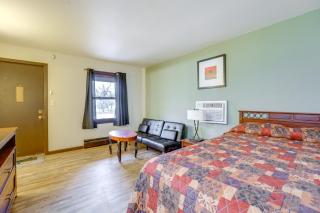 Slopes-Ready Studio Near Pine Knob Pets Welcome! - 3