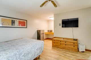 Pet-Friendly Studio Near Pine Knob Bring Skis! - 6