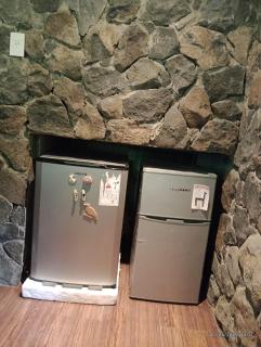 LA Nevadita, Chalet cabin located near the center- It includes suite room with double bed and another 2 bedrooms with two singles beds- Living room fireplace, Hot water, WI-FI - 4