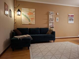 Scandinavian Art Apartment with Sauna - 0