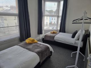 City Centre Budget Friendly accommodation - 6