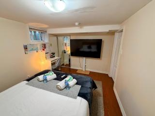 Private room near subway & shops - 7