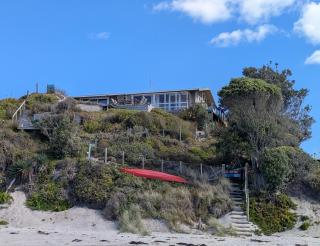 Gorgeous Beach House - 9