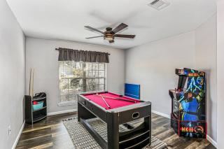 1973 Salamanca St - 0