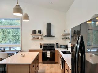 White Pine Chalet - 1