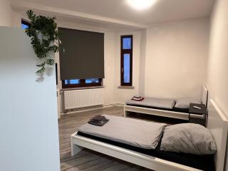 Monteur & Ferienwohnung mit Balkon, 3 Schlafzimmer & Platz für 6 Personen - 6