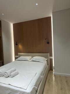 Central Tirana Apartments - 9