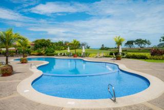 Del Mar 4G 3 bdr Garden View in Los Suenos - 4