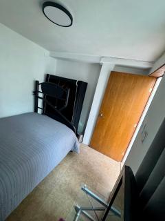 Habitacion todo lo necesario - 6