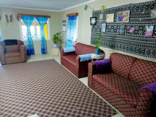 JayDees Home Retreat Homestay - 1