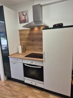 NaturBlick am Rothaarsteig neue moderne Ferienwohnung mit 2 Badezimmern 2 Küchen inklusive Highspeed Internet Flatrate 2x XXL Boxspringbett 2x Terrassen und 2x PKW Parkplätze 10 Minuten bis Willingen Ideal für Touristen und Geschäftsleute mit MWStRechnung - 4