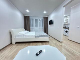 NEW 1-комнатная квартира с новым ремонтом в центр города - Petropavlovsk - 0