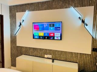 City Hotels & Apartments - 7