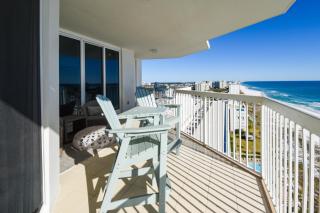Silver Beach Towers E1601 - 3