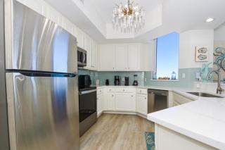 Silver Beach Towers E1601 - 2