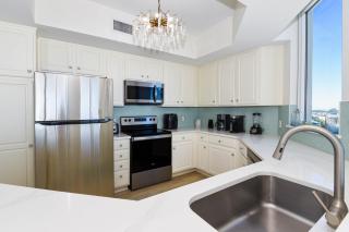 Silver Beach Towers E1601 - 1