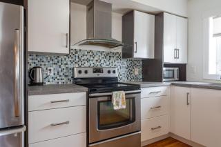 Beautiful & Spacious Apt AC, Unit #1 - 1