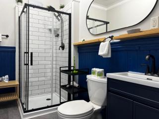 Modern Amenities Historic Charm 4-Bdrm Retreat, Unit #1 - 5