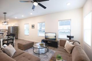 5 Min to Elon - 7 Min to Downtown - Washer and Dryer - 5