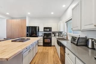 Bear Hollow 5 Bedroom 4 Bathroom Plus Hot Tub Minutes from Slopes - 3