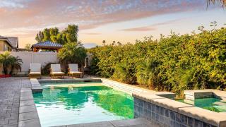 Luxe Indio Stay w Pool Tiki Bar Fire Pit Near Coachella Longfellow - Indio - 0