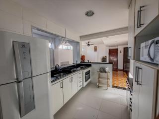 Casa da Lu - Suítes privativas com ar condicionado no Porto da Barra - 9