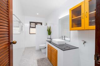 V278 Quiet Poolside 3BR Villa for Relaxed Stays - 1