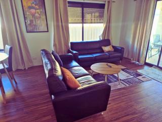 Dalyellup Guesthouse - Entire Holiday Home - 9