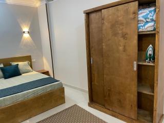 Luxe Nest Guest House Apartment 302 - 5