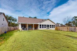 Spacious 5BR Fire Pit BBQ Games - 7