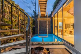 V280 If You Need Luxury This Is The Place Fully Smart - 0