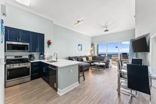 Tidewater Resort! Ground Floor! Free Beach Chairs! by Dolce Vita Getaways PCB - 6