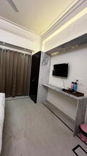 Luxury Home Stay - 2