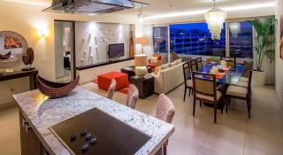 Beach Front PH with marvelous views - 2