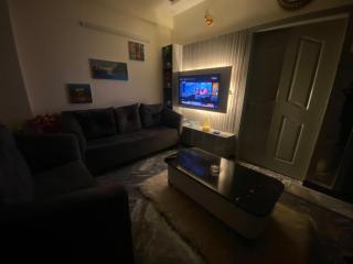 Elegant 2BHK Ideal for Families with self check-in and Close to Market - 4