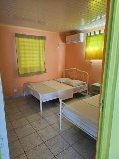 Maison cosy avec terrasse à Petit-Canal, 45 m² - 3